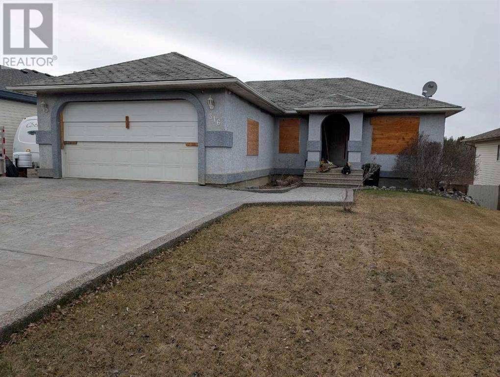Hinton, AB T7V2E1,316 TOCHER Avenue