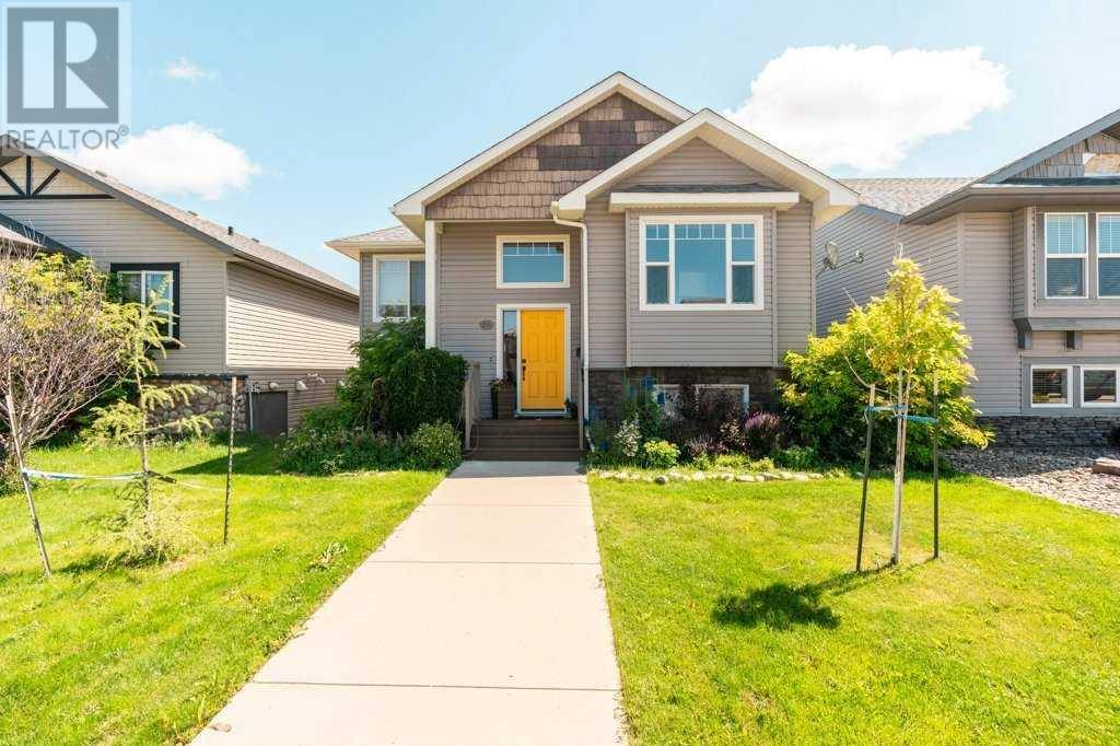 Lethbridge, AB t1j0t6,214 Sundance Crescent