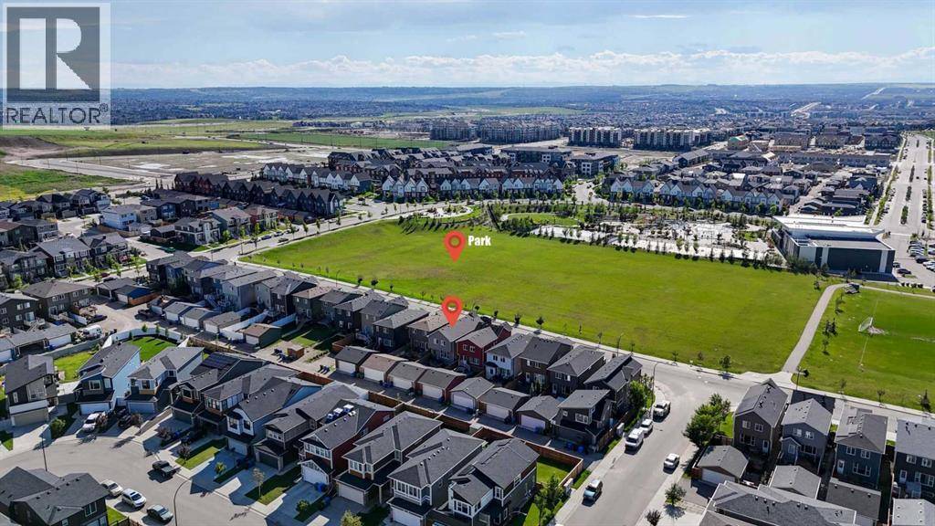 Calgary, AB T3P0V4,64 Howse Drive NE