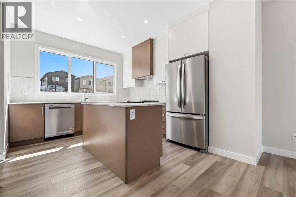 Calgary, AB T3S0R1,7067 Rangeview Avenue SE