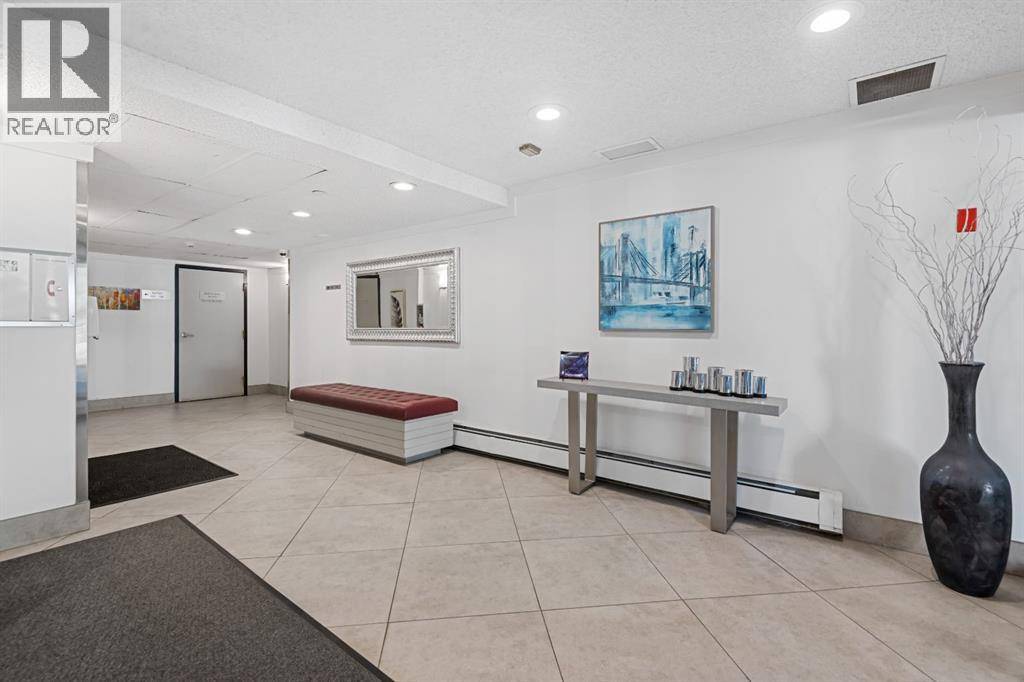 Calgary, AB T3A2V9,417, 3730 50 Street NW