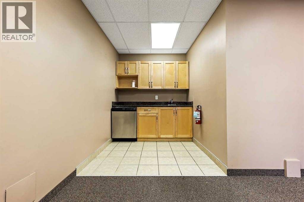 Calgary, AB T3J5L3,311, 32 Westwinds Crescent NE