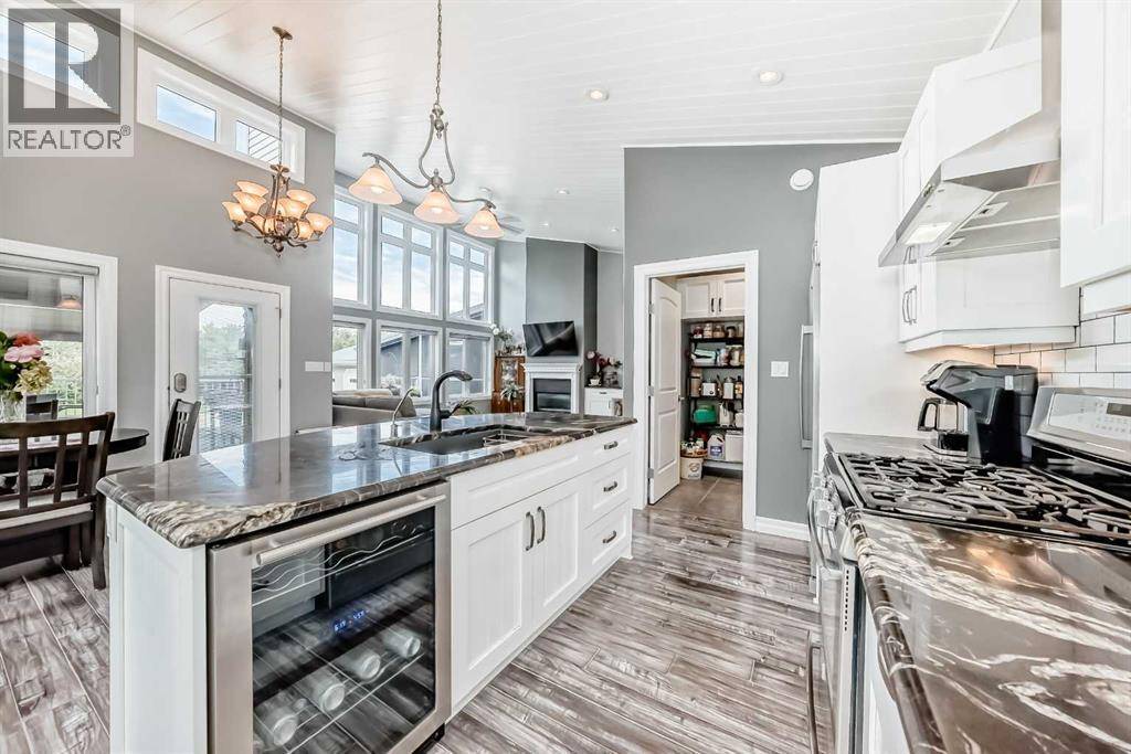 Rural Ponoka County, AB T4J1R1,433042 Range Road 221 # 117