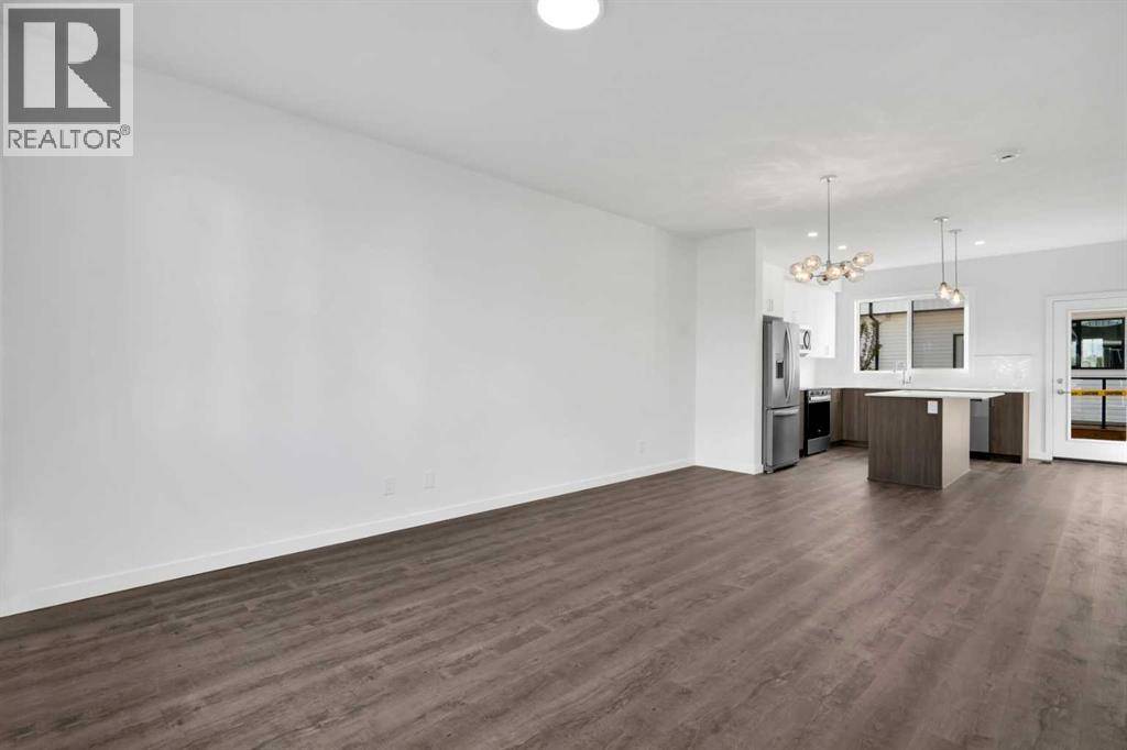 Calgary, AB T3P2H5,305, 340 Ambleton Street NW