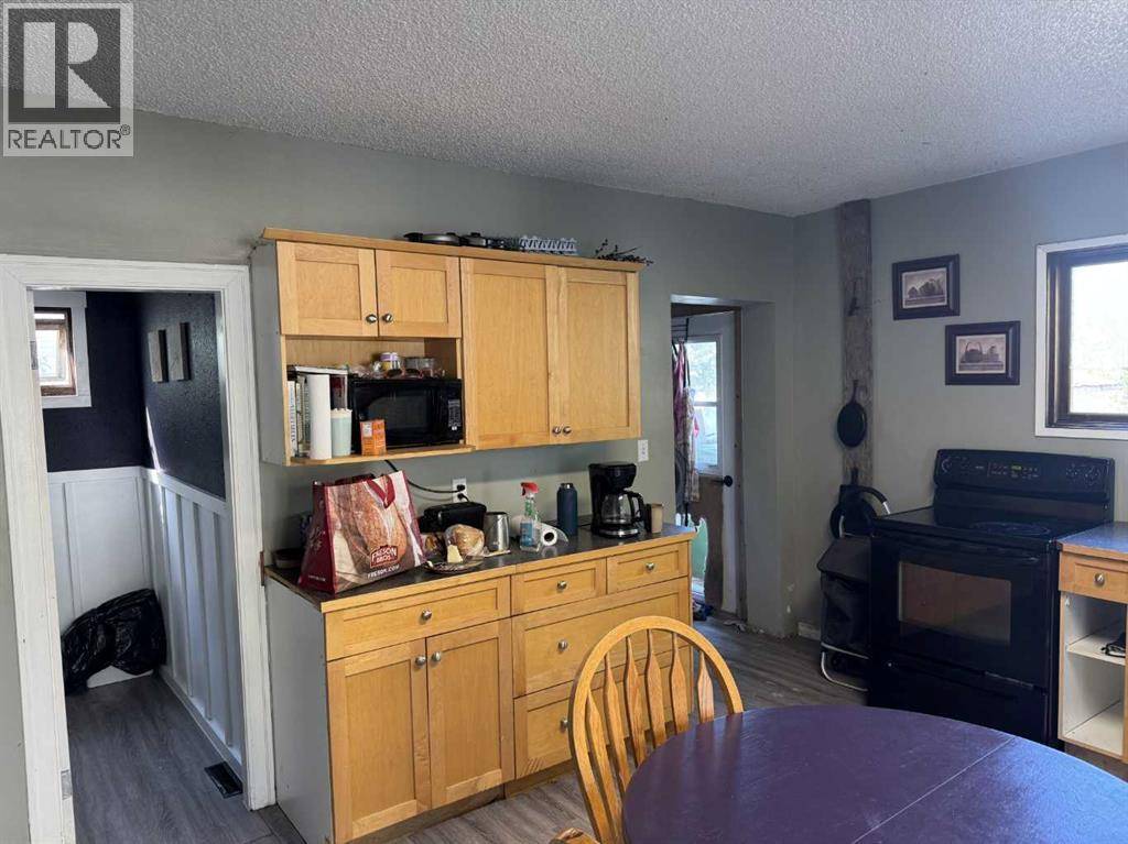 Provost, AB T0B3S0,5228 48 Street