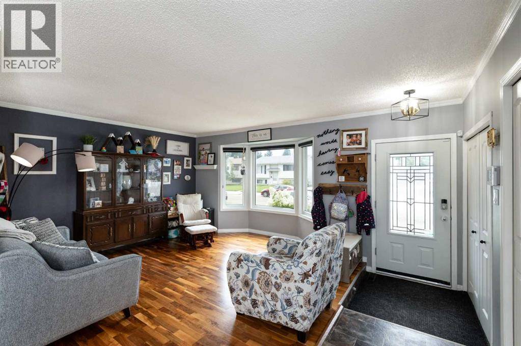 Red Deer, AB T4P2Z1,62 Rupert Crescent