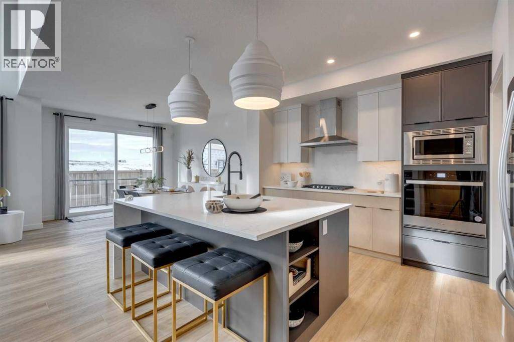 Calgary, AB T3S0M3,401 Sora Way SE