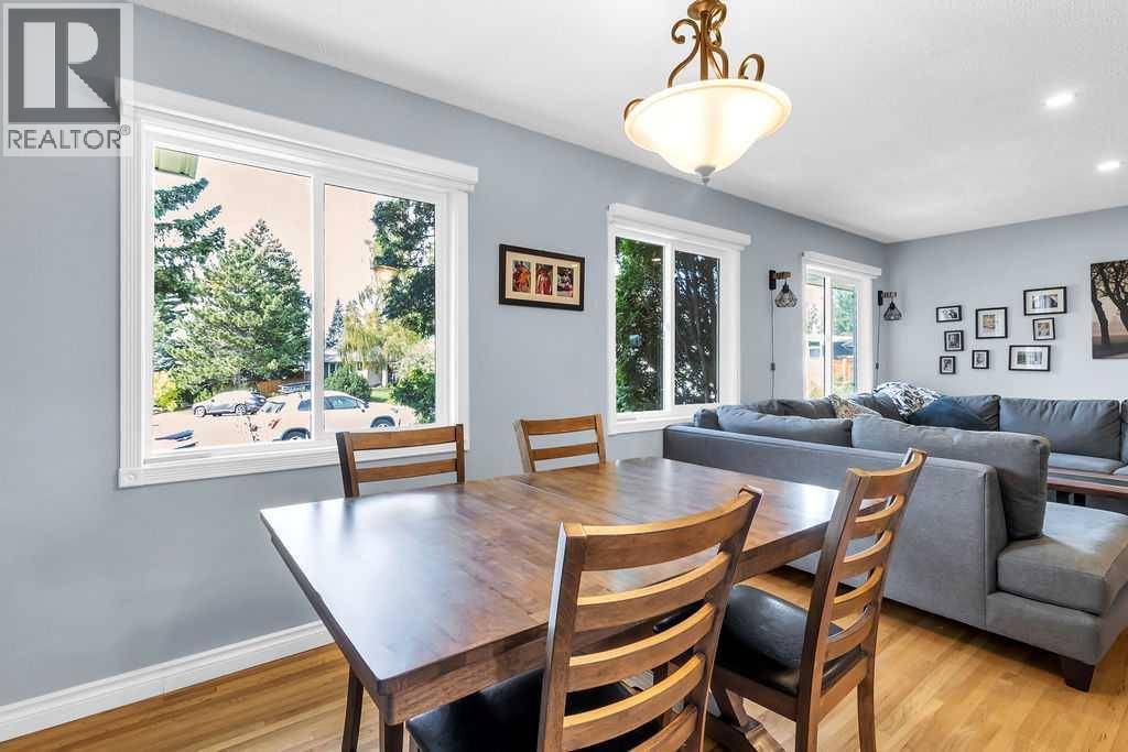 Calgary, AB T2J2H5,1215 Mapleglade Place SE