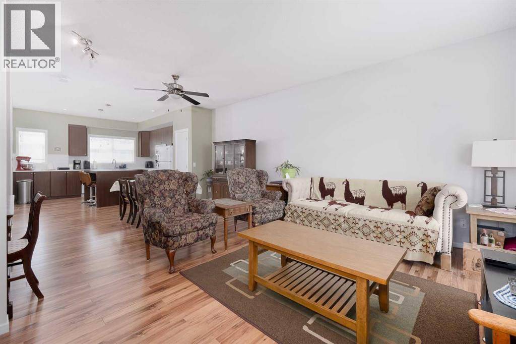 Calgary, AB T3P0B7,152, 300 Evanscreek Court NW