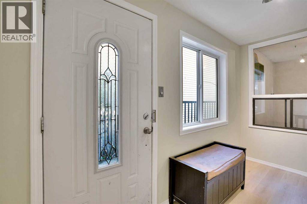 Calgary, AB t3g1s7,7915 Ranchview Drive NW