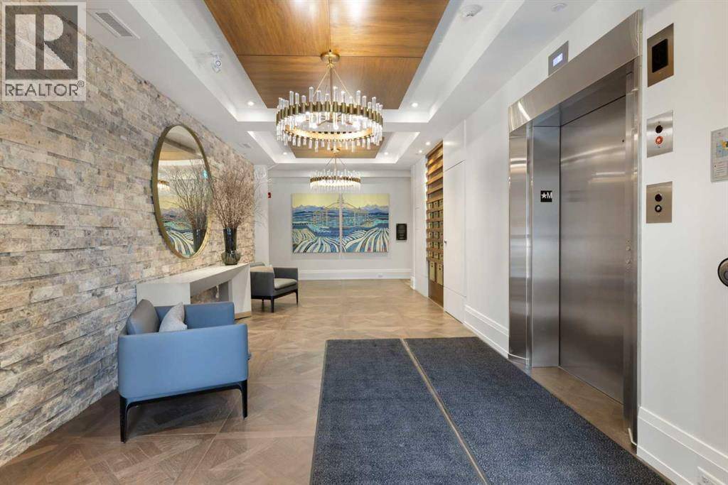 Calgary, AB T2T6X3,302, 3030 17 Street SW