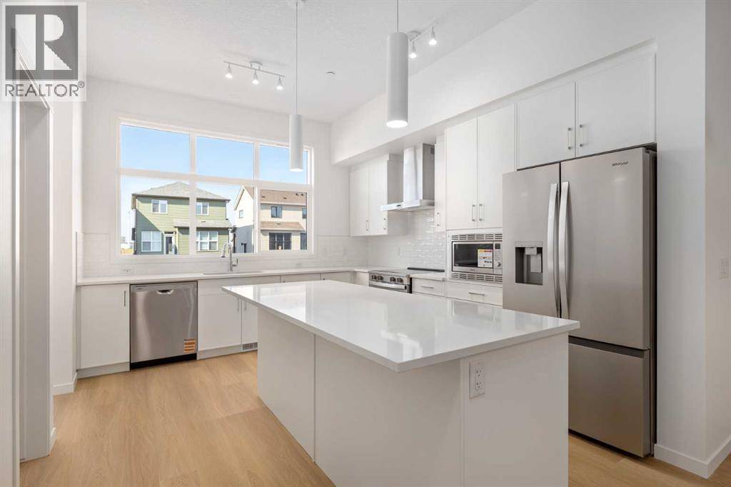 Calgary, AB T3S0S8,449 Hotchkiss Drive SE