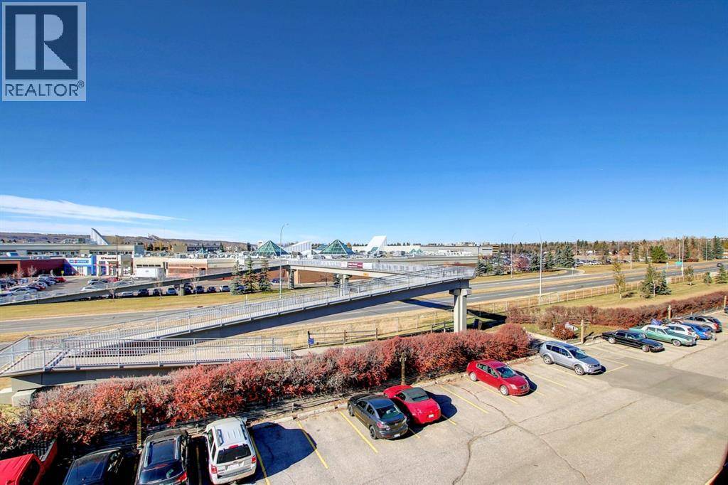 Calgary, AB T3A2W3,404, 3727 42 Street NW