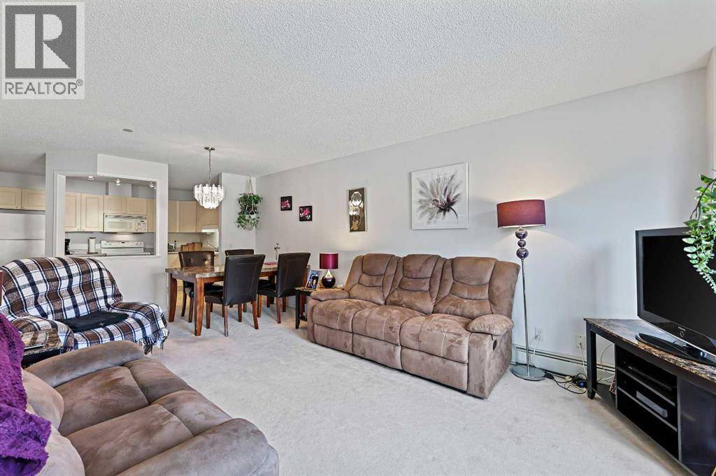 Calgary, AB T3H3N7,1206 Sienna Park Green SW