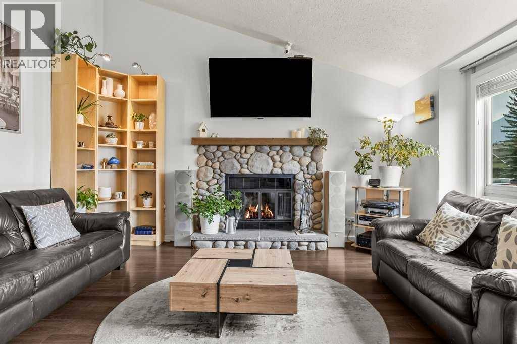 Canmore, AB T1W1A8,319 Hoodoo Crescent