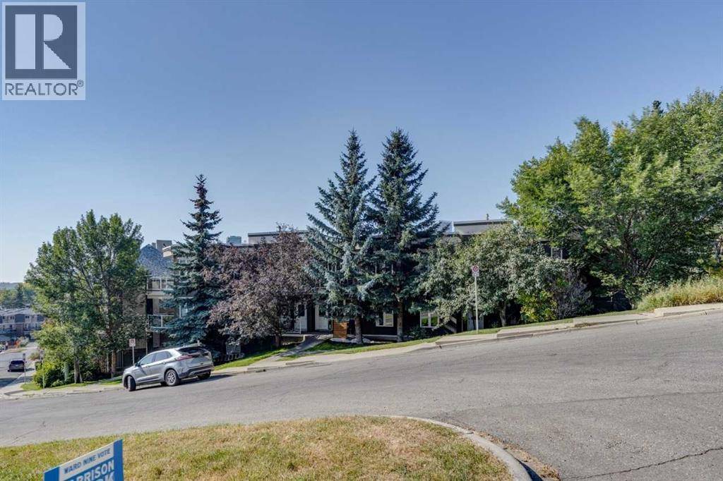 Calgary, AB T2E3W5,525 5 Street NE