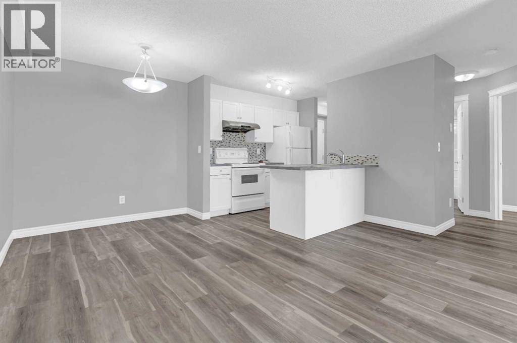 Calgary, AB T3J3E8,103, 5555 Falsbridge Drive NE