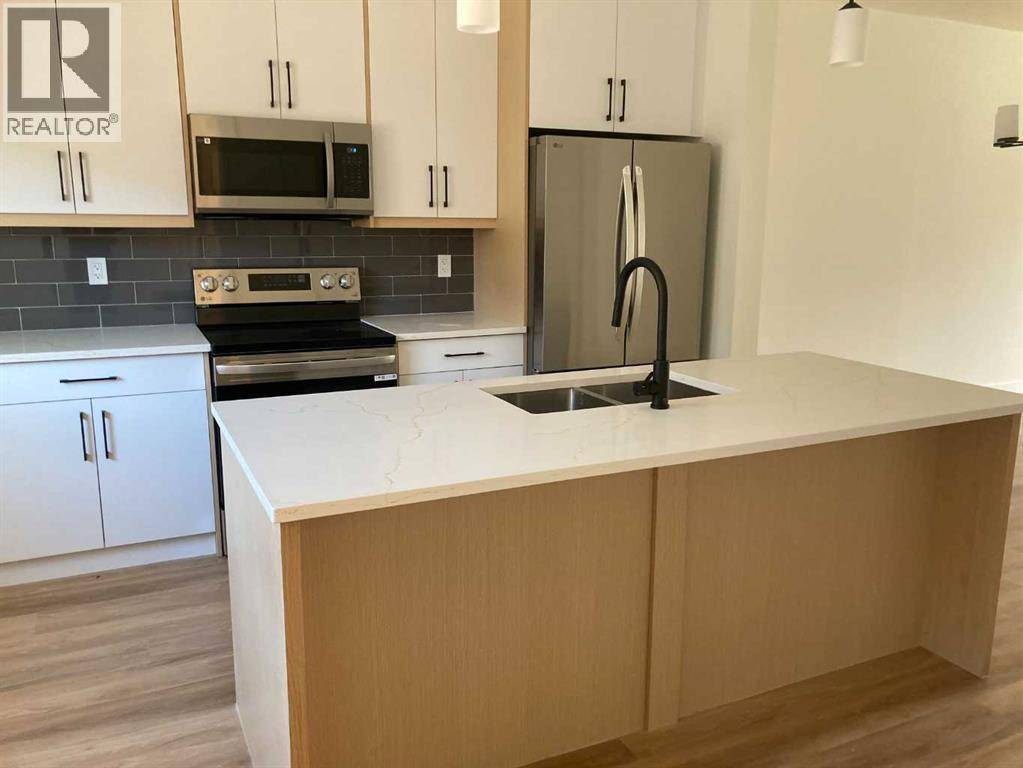 Airdrie, AB T4B4A8,31 Baysprings Terrace SW