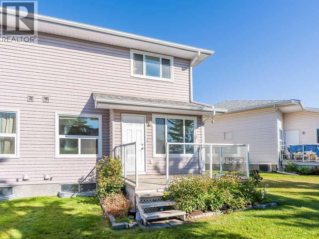 Calgary, AB T1Y7B7,100 Catalina Circle NE