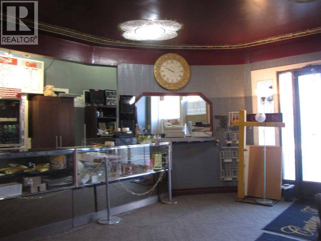 Innisfail, AB T4G1S9,4939 50 Street