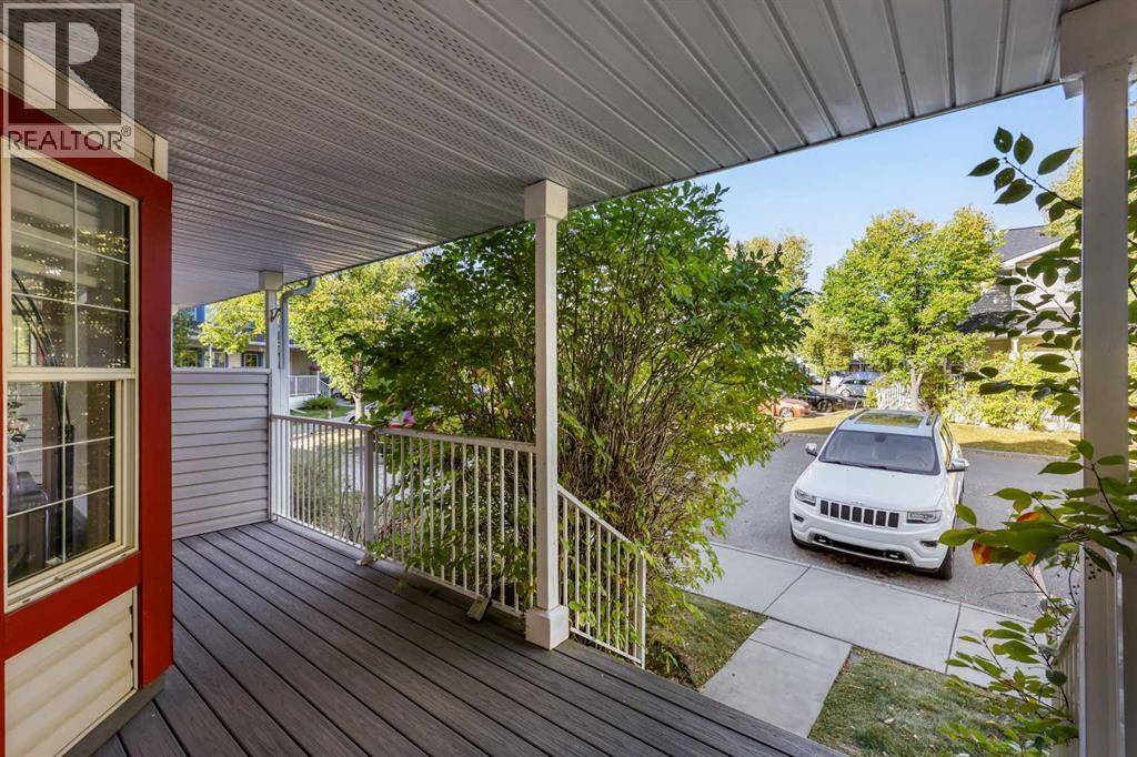 Calgary, AB T3J3P3,156 Martin Crossing Court NE