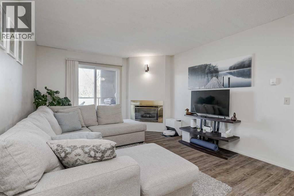 Calgary, AB T3A3Y5,34, 2834 Edenwold Heights NW