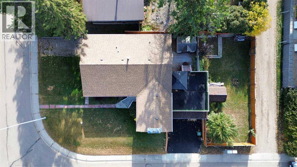 Innisfail, AB T4G1H5,5015 35 Street