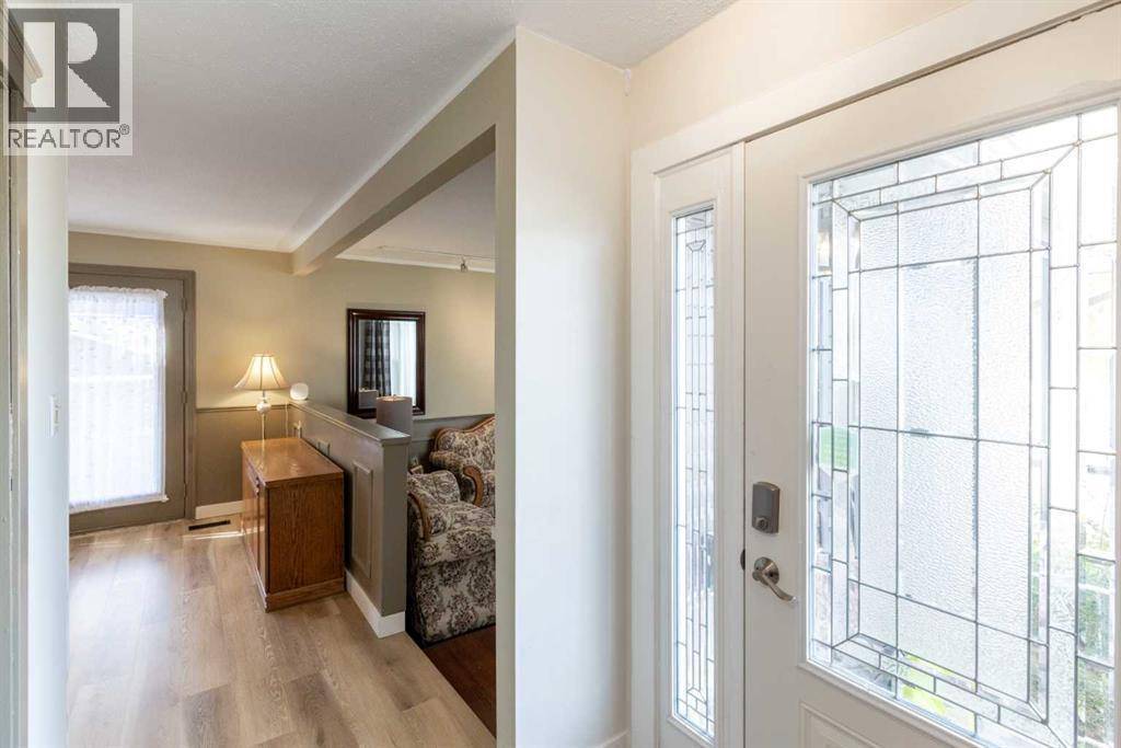 Innisfail, AB T4G1H5,5015 35 Street