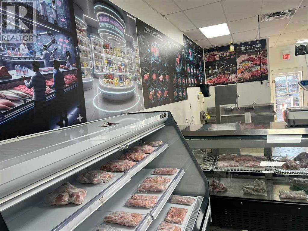 Calgary, AB T3J3K9,722, 5075 Falconbridge Boulevard NE