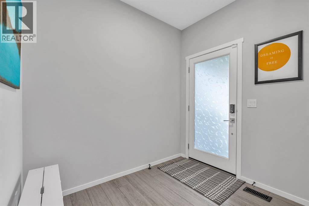 Calgary, AB T3P1M6,98 Lucas Crescent NW