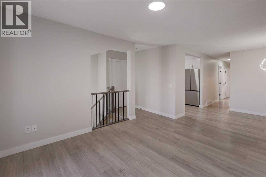 Calgary, AB T3J2Y1,202 Falmere Way NE