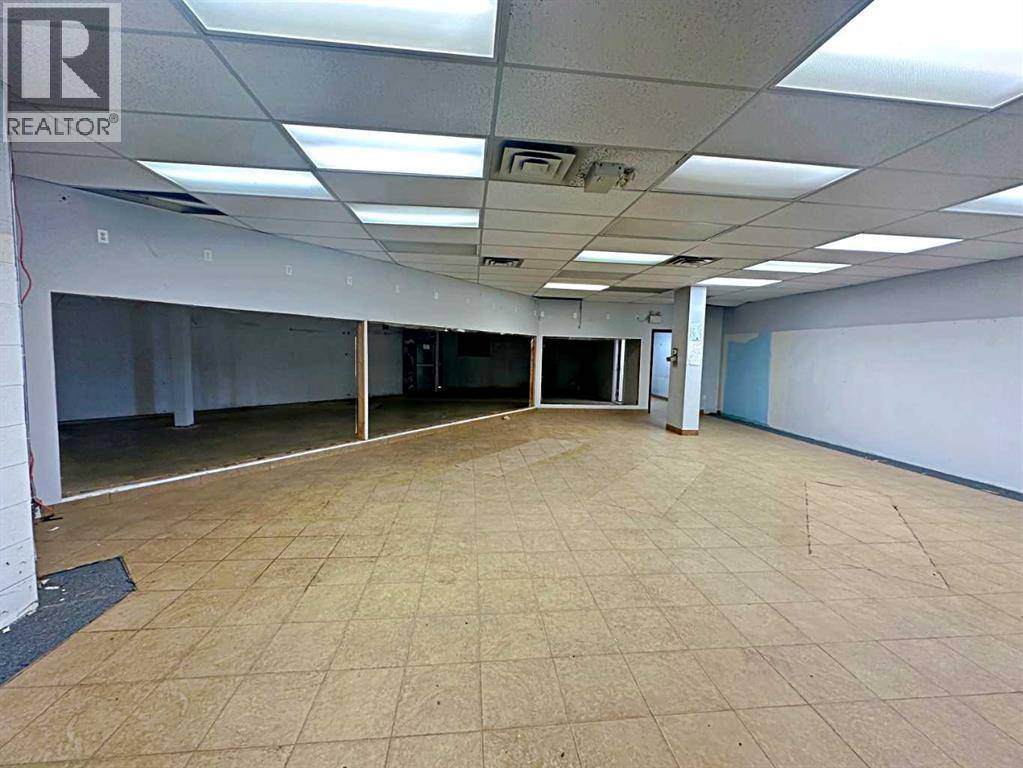 Fort Mcmurray, AB T9H2R1,450, 208 Beacon Hill Drive