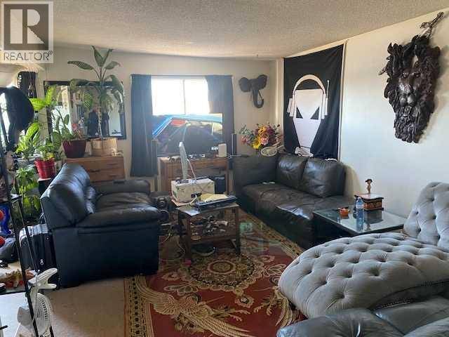 Calgary, AB T2K4Z3,4 Huntley Close NE