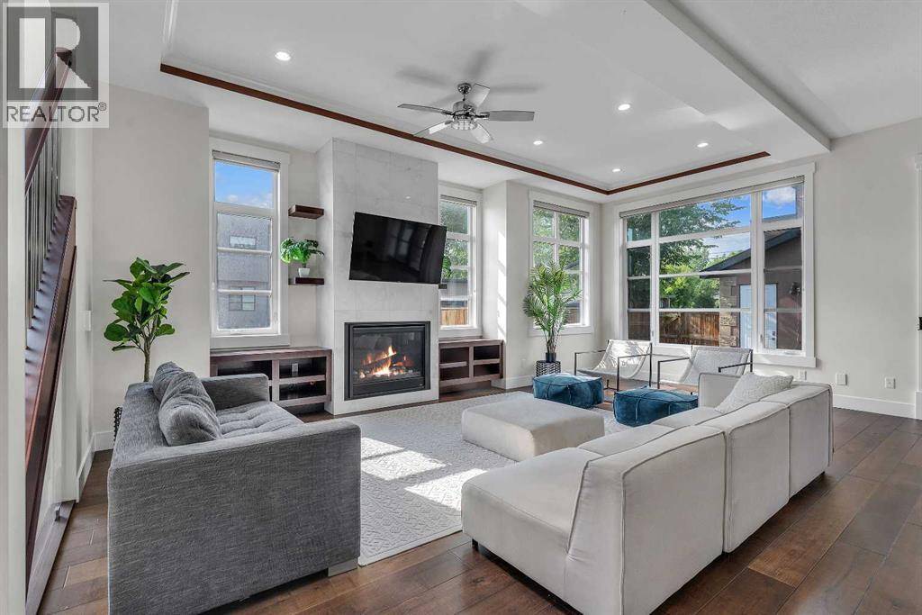 Calgary, AB T2E1V2,602 22 Avenue NE