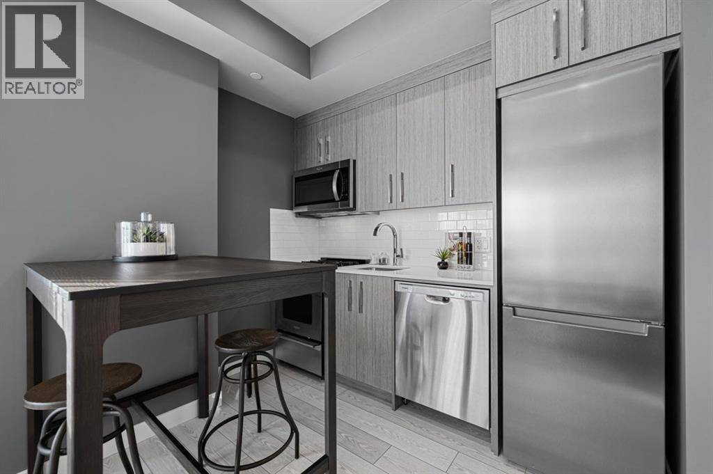 Calgary, AB T2N5G5,235, 110 18A Street NW