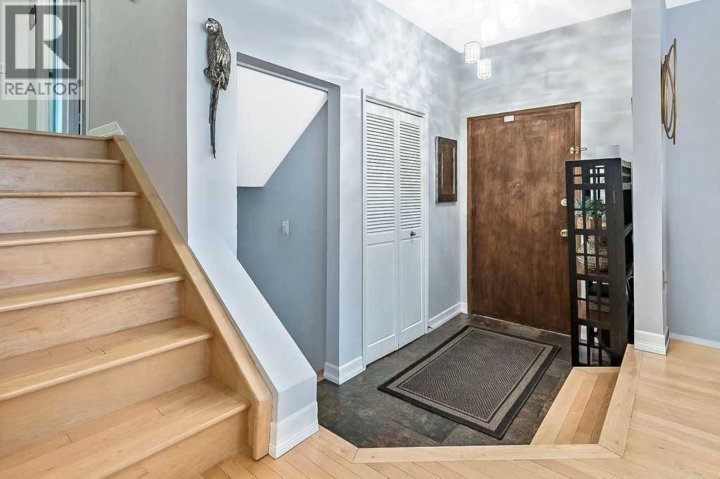 Calgary, AB T3A1N6,5279 Dalcroft Crescent NW