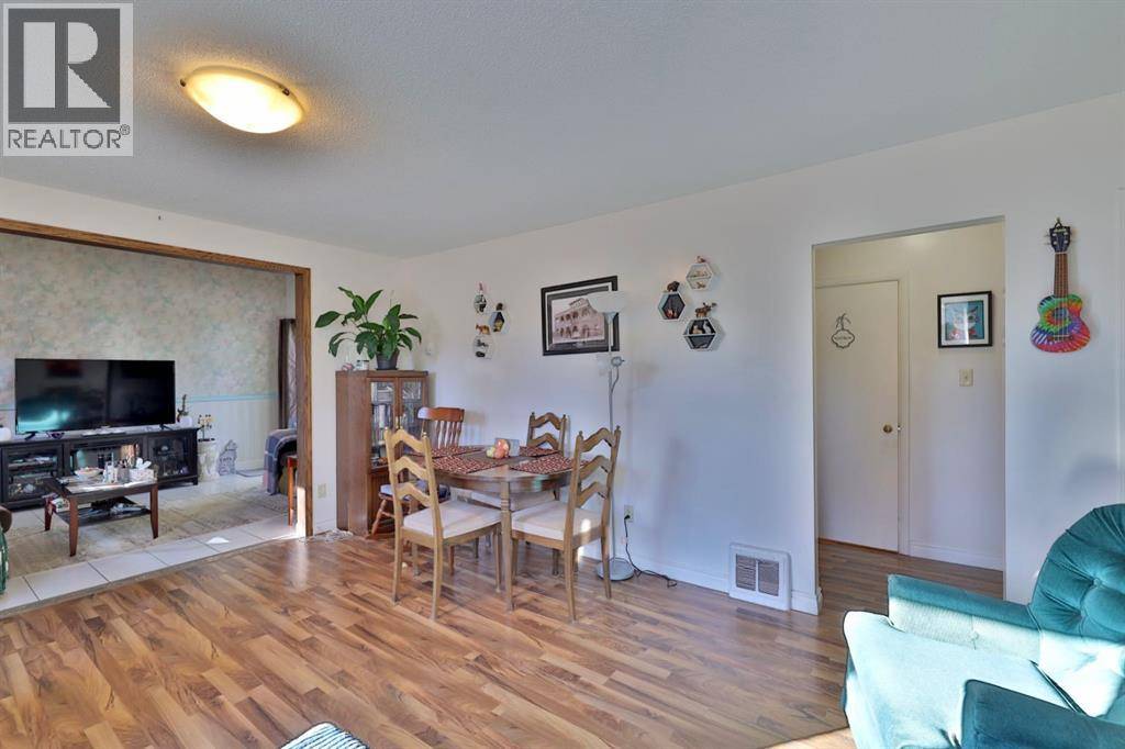 Camrose, AB T4V1G4,4616 46 Street