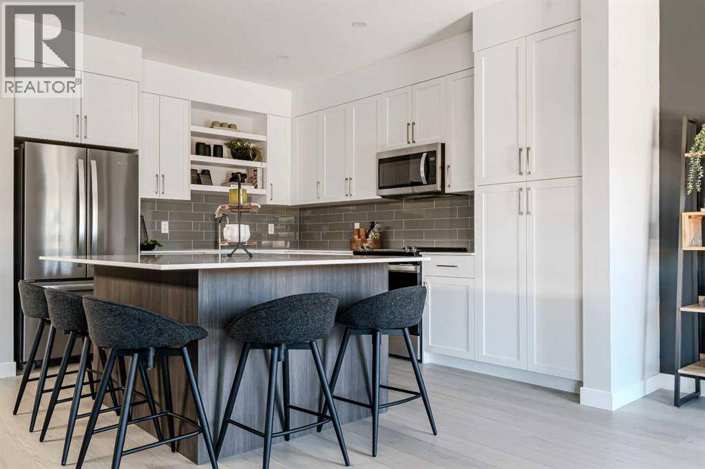 Calgary, AB T3B5N1,147 Greenwich Drive NW