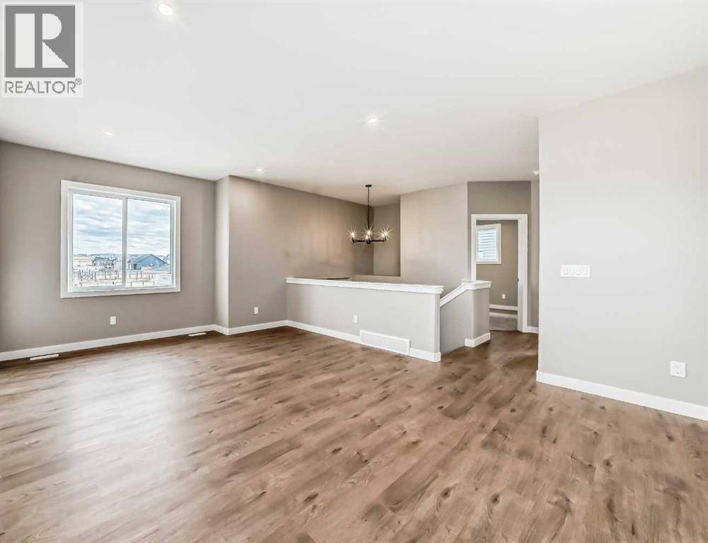 Red Deer, AB T4P0Y7,18 Tagish Avenue