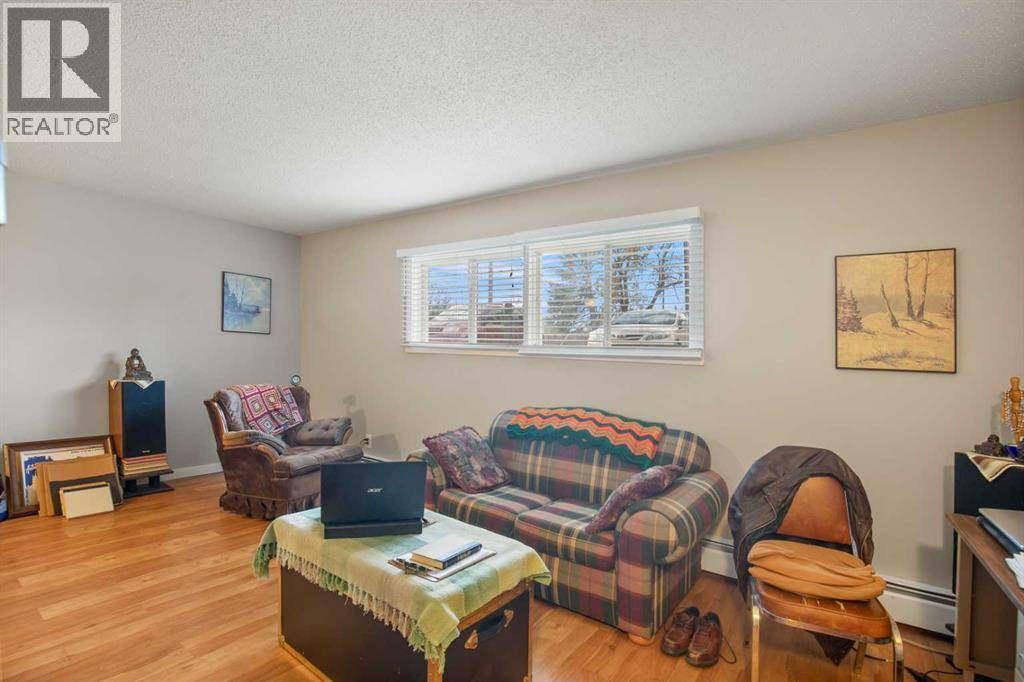 Red Deer, AB T4N4H9,5904 51 Avenue