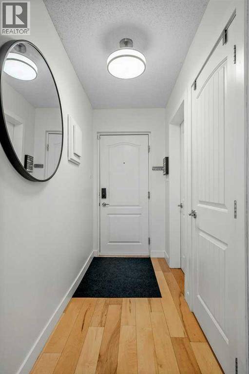 Calgary, AB T2E1H2,101, 312 15 Avenue NE