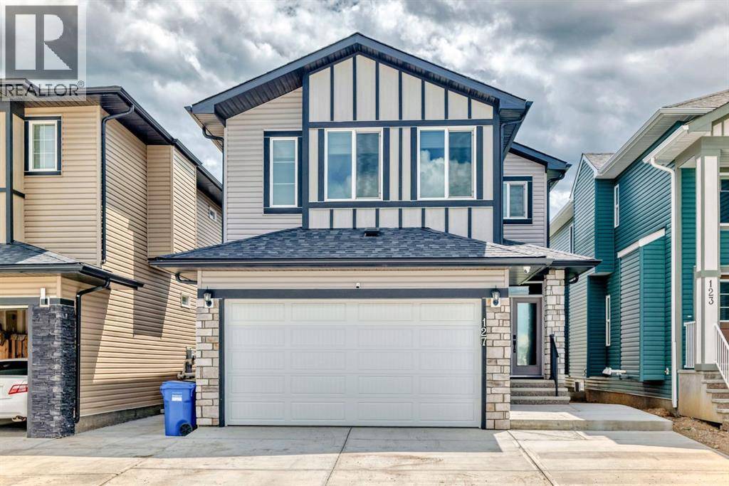 Calgary, AB T3J2K3,127 Saddlecrest Grove NE