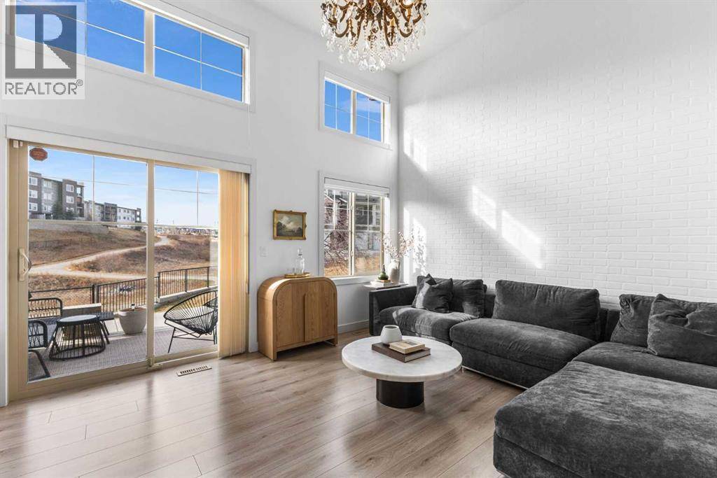 Calgary, AB T3R0Z8,443 Sage Hill Grove NW