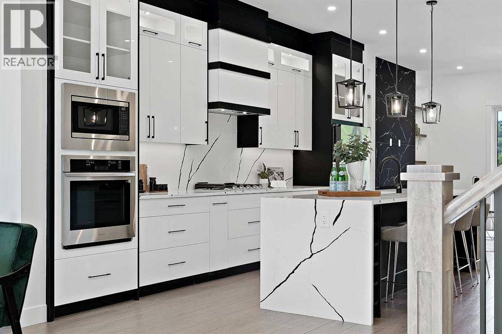 Calgary, AB T3B0X3,5011 21 Avenue NW