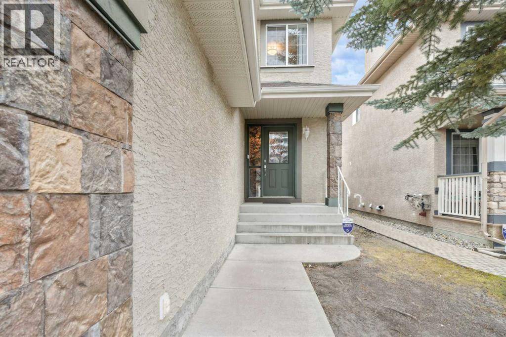 Calgary, AB T2Y4G6,146 Everwillow Close SW