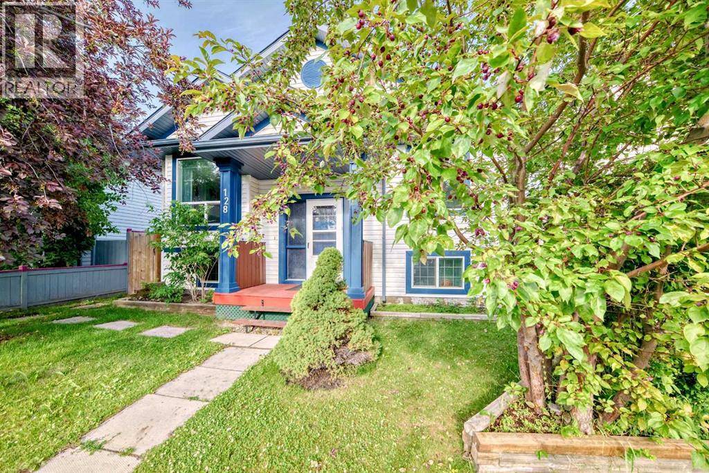 Calgary, AB T2B3P7,128 ERIN MEADOW Way SE