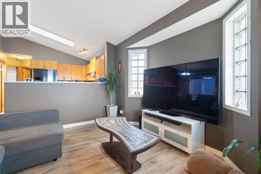 Calgary, AB T3A5N4,204 Hidden Spring Green NW