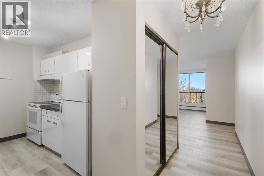 Calgary, AB T3A2E6,704, 4944 Dalton Drive NW