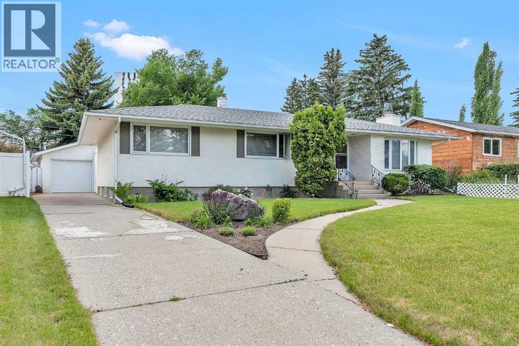 Calgary, AB T2M4E1,2219 Halifax Crescent NW