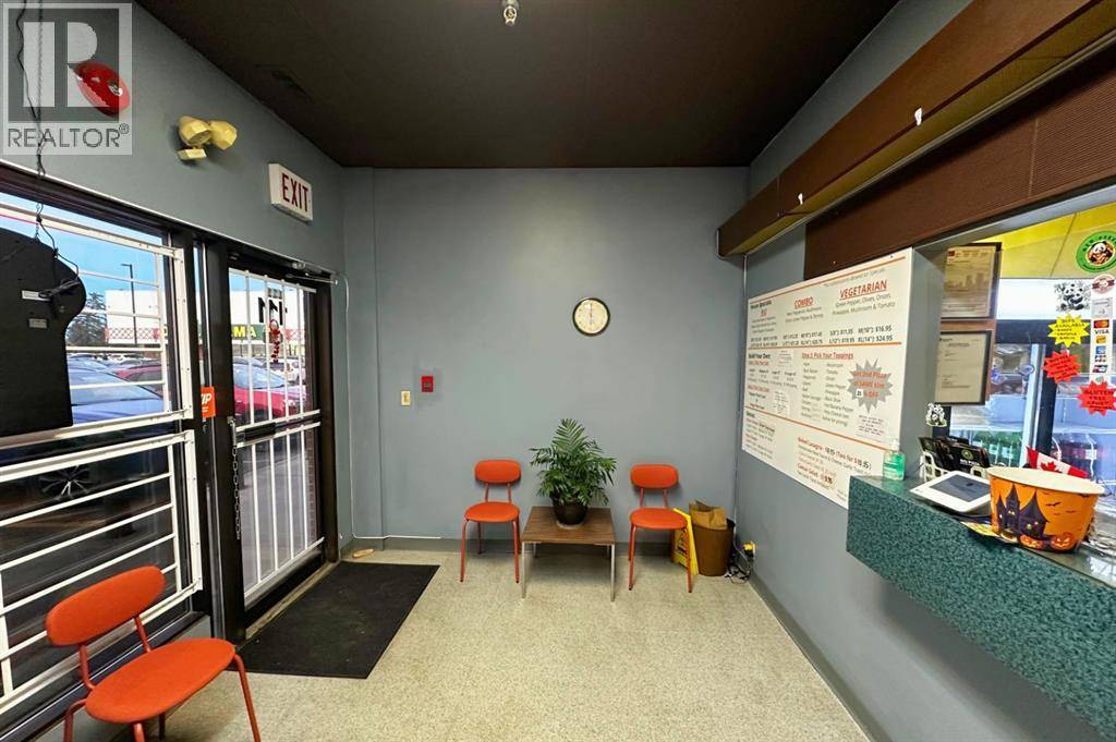 Calgary, AB T2Y3R3,123 Anywhere Street NE